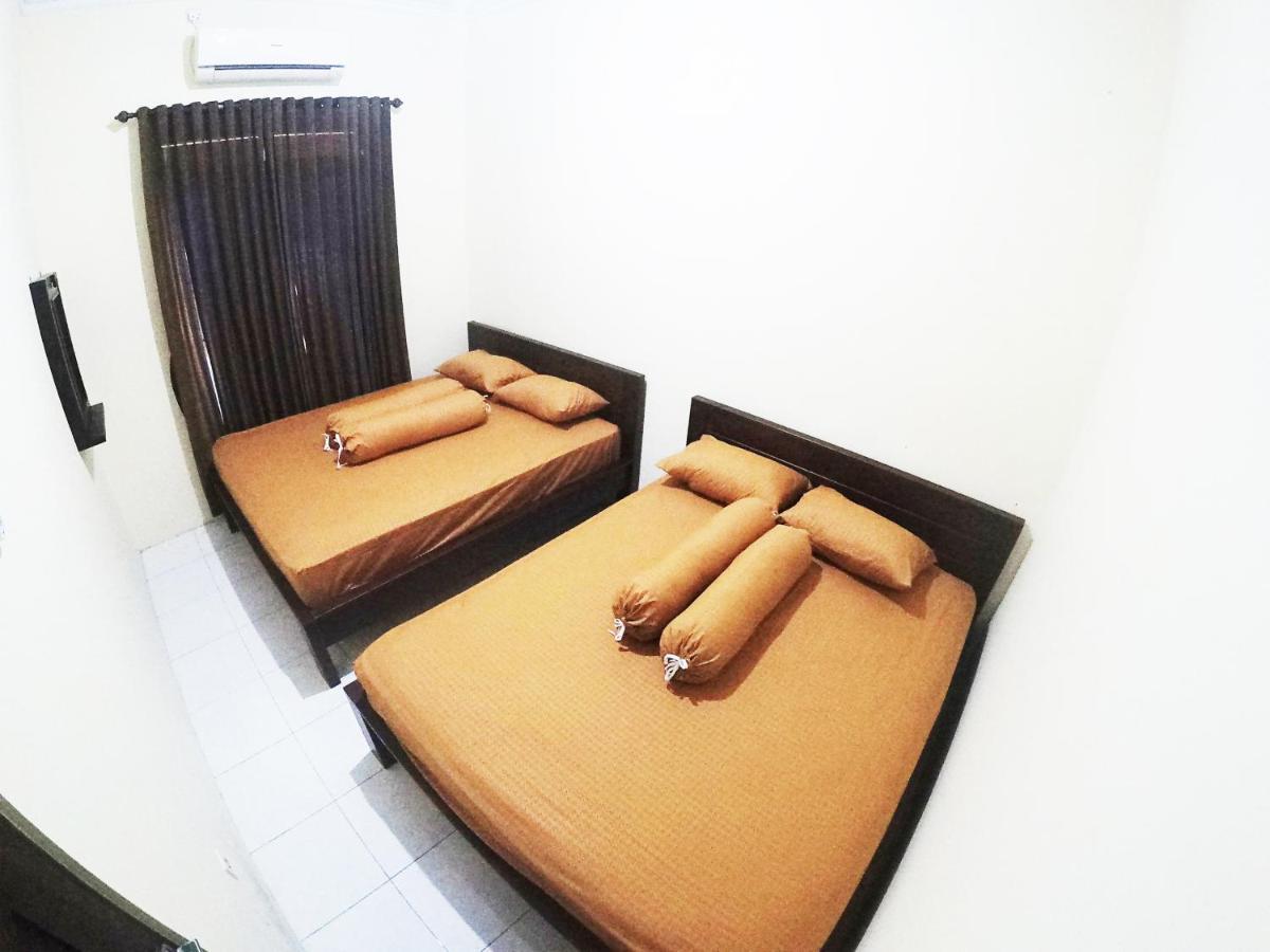 Minggiran Street Homestay Jogja Джокьякарта Экстерьер фото